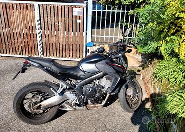 honda cb650f 2015 22.000km