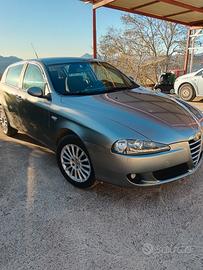 alfa romeo 147 
