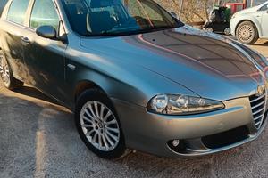 alfa romeo 147 