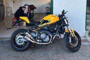 Ducati Monster 821