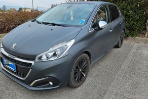 Peugeot 208 1.2 82cv allure