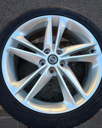 Cerchi in lega Nissan Quashai 225/45 R 19