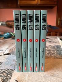 Manga Spy x family 1-5💞📚