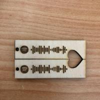 Portachiavi in legno personalizzabile spotify QR