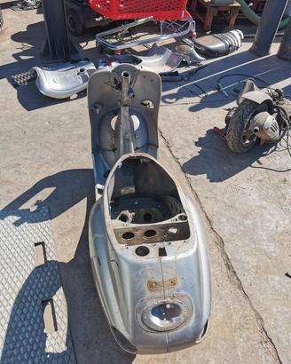 ricambi piaggio vespa ET ET2 ET4  50/125/150