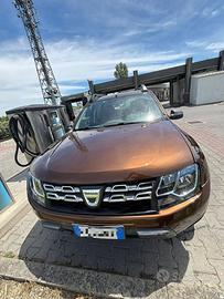 DACIA DUSTER 1.6 GPL 2015  BOMBOLA GPL NUOVA