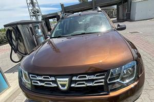 DACIA DUSTER 1.6 GPL 2015  BOMBOLA GPL NUOVA