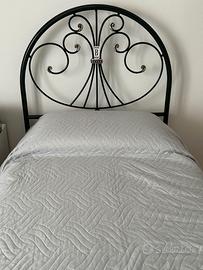 LETTO IN METALLO MODELLO LIPARINI