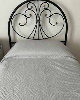 LETTO IN METALLO MODELLO LIPARINI