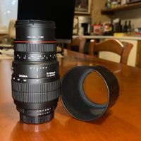 Sigma 70-300mm f/4-5.6 APO Macro