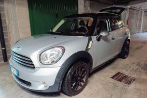 MINI 2.0 D COOPER COUNTRYMAN AUTOMAT.