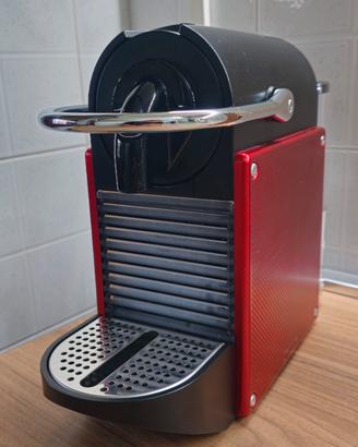 macchina caffè Nespresso pixie