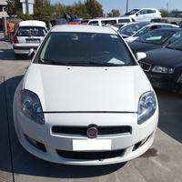 Ricambi Fiat Bravo 2014 1600cc Diesel 80 Kw Colore