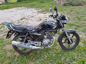 Yamaha YBR125