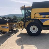 NEW HOLLAND CSX7060 MIETITREBBIA INTEGRALE,SOLLE
