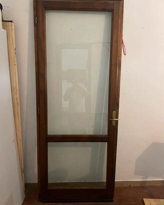 Portone di legno vintage