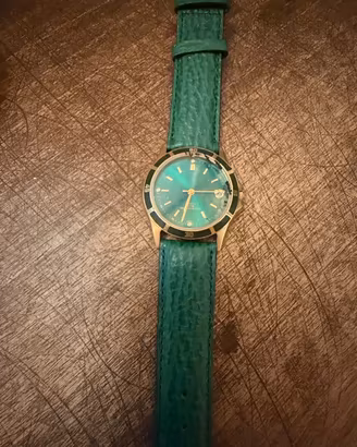 Orologio Vintage Quartz Verde e Oro 