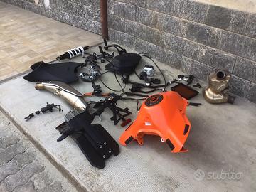 RICAMBI ktm 890