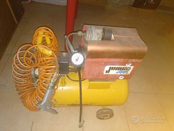 Compressore con accessori 