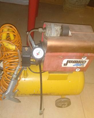 Compressore con accessori 