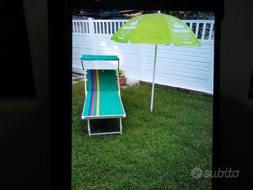 Lettino e ombrellone