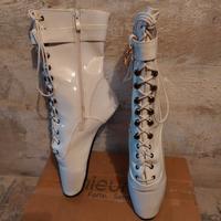 Stivaletti BDSM Ballet Heelless Boots (42)