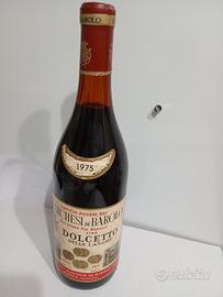 Bottiglia vino Barolo 