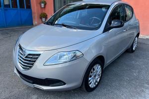Lancia Ypsilon 1.2 69 CV Black/Red-km72000-