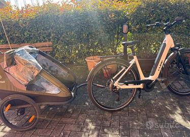 Bici cube con rimorchio