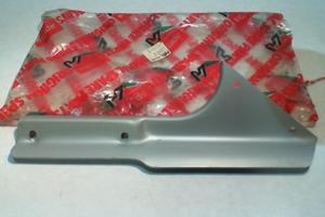 SUPPORTO PARAFANGO ANTERIORE SX APRILIA AF1 EUROPA