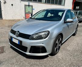 Volkswagen Golf 1.6 Allestimento R