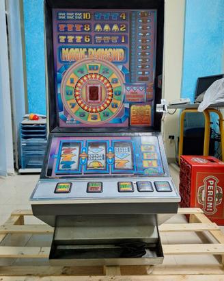 Slot Machine a Rulli Vintage modello MAGIC DIAMOND