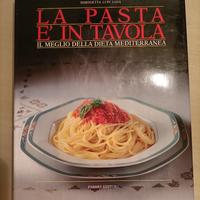 Libro "La pasta in tavola" 185 pagine