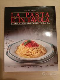 Libro "La pasta in tavola" 185 pagine