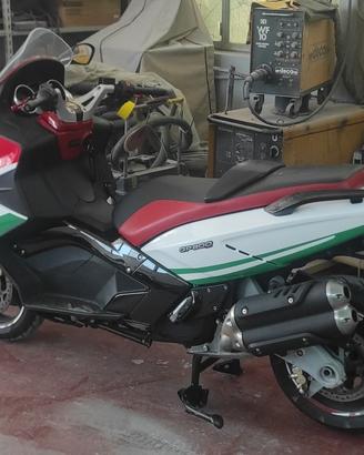 Gilera GP 800 Centenario