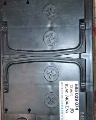 Batteria auto 85 Ah  740 A