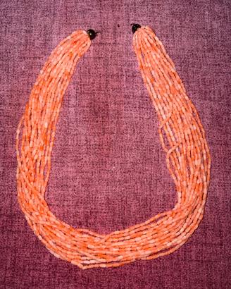 Collana di coralli rosa (TRATTABILE)