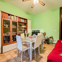 TRILOCALE AL PIANO TERRA CON GARAGE PRIVATO