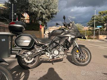 Benelli TRK 502 CON BORSE E BAULE