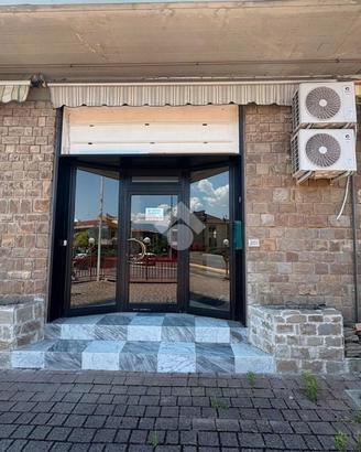NEGOZIO A FIGLINE E INCISA VALDARNO