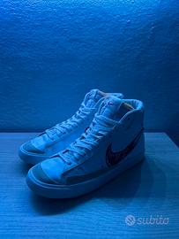 Nike Blazer Mid ’77 Sketch Bianco/Rosso