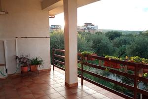 Rifinita ed Ampia Villa Singola con Terreno