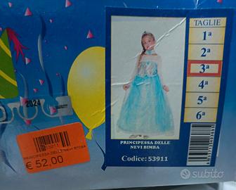 vestito di  Frozen praticamente nuovo