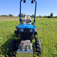 Kubota B 7000 e attrezzature