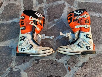 Stivali gearne taglia 47