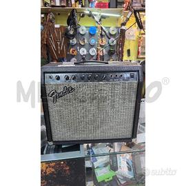 AMPLIFICATORE FENDER CHAMPION 110