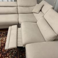 Divano letto con zona relax 
