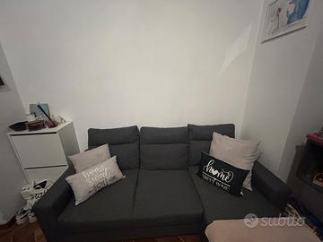 Divano con chaise longue