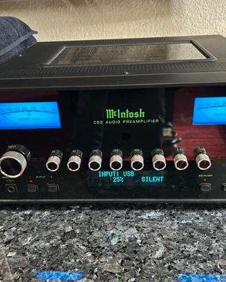 preamplificatore McIntosh C52