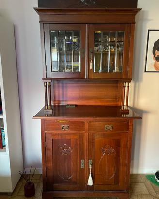 Credenza  antica fine 800